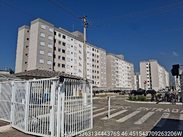 Vende-se em Praia Grande-SP  apto, 51.47 de área total, 40.67 de área privativa,  2_qto(s), WC, 1_sala(s), cozinha, 1_vaga(s) de garagem.