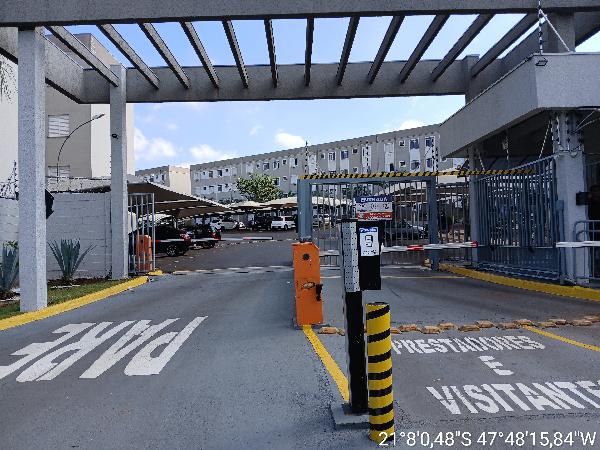 Vende-se em Ribeirao Preto-SP  apto, 88.21 de área total, 42.80 de área privativa,  2_qto(s), a.serv, WC, 1_sala(s), cozinha, 1_vaga(s) de garagem.