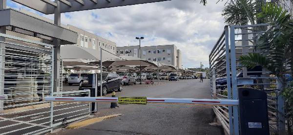Vende-se em Ribeirao Preto-SP  apto, 89.45 de área total, 43.06 de área privativa,  2_qto(s), a.serv, WC, 1_sala(s), 1_vaga(s) de garagem.