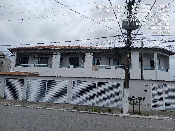 Vende-se em Praia Grande-SP  Casa, 94.19 de área total, 60.50 de área privativa, 53.85 de área do terreno,  2_qto(s), WC, 1_sala(s), cozinha, 1_vaga(s) de garagem.