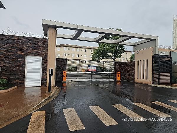 Vende-se em Ribeirao Preto-SP  apto, 90.13 de área total, 41.79 de área privativa,  2_qto(s), a.serv, WC, 1_sala(s), cozinha, 1_vaga(s) de garagem.