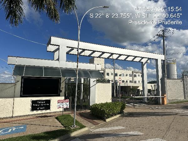 Vende-se em Presidente Prudente-SP  apto, 92.49 de área total, 39.30 de área privativa,  2_qto(s), WC, 1_sala(s), cozinha.