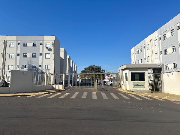Vende-se em Ribeirao Preto-SP  apto, 85.47 de área total, 39.21 de área privativa,  2_qto(s), WC, 1_sala(s), cozinha, 1_vaga(s) de garagem.