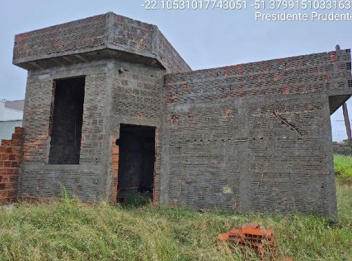 Vende-se em Presidente Prudente-SP  Casa, 78.18 de área privativa, 200.00 de área do terreno.
