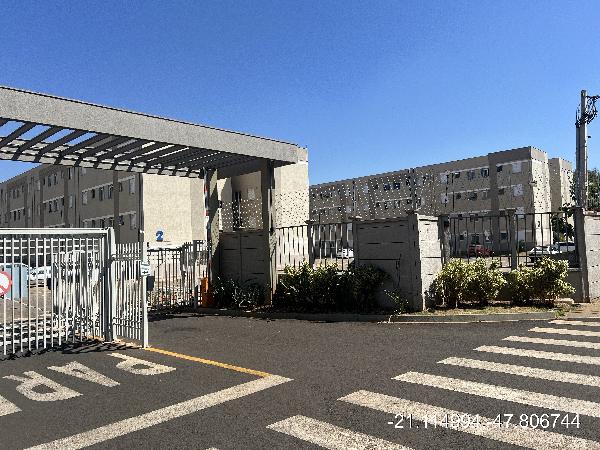 Vende-se em Ribeirao Preto-SP  apto, 89.20 de área total, 43.06 de área privativa,  2_qto(s), a.serv, WC, 1_sala(s), cozinha, 1_vaga(s) de garagem.