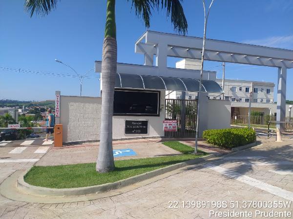 Vende-se em Presidente Prudente-SP  apto, 92.49 de área total, 39.30 de área privativa,  2_qto(s), a.serv, WC, 1_sala(s), cozinha, 1_vaga(s) de garagem.