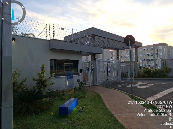 Vende-se em Ribeirao Preto-SP  apto, 89.20 de área total, 43.06 de área privativa,  2_qto(s), WC, 1_sala(s), cozinha, 1_vaga(s) de garagem.
