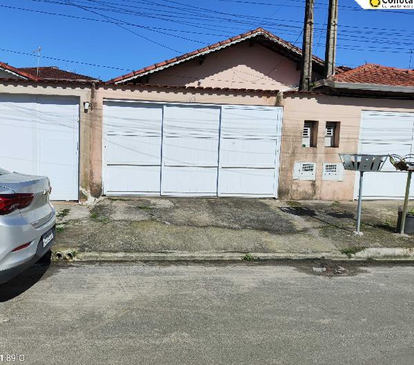 Vende-se em Praia Grande-SP  Casa, 73.20 de área total, 73.20 de área privativa, 125.00 de área do terreno,  2_qto(s), a.serv, WC, 1_sala(s), cozinha.