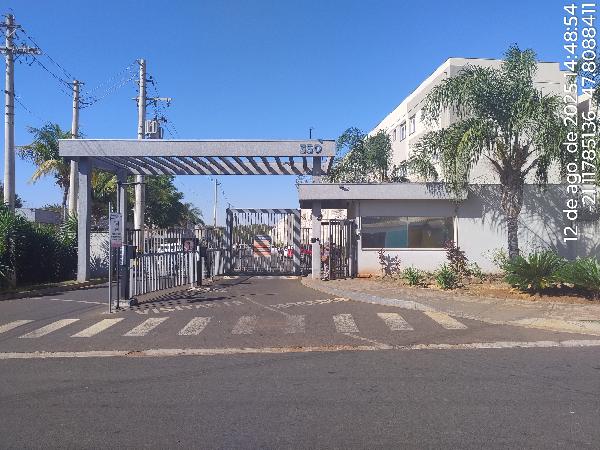 Vende-se em Ribeirao Preto-SP  apto, 89.34 de área total, 43.06 de área privativa,  2_qto(s), WC, 1_sala(s), cozinha, 1_vaga(s) de garagem.