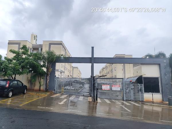 Vende-se em Sao Jose Do Rio Preto-SP  apto, 39.30 de área total, 39.30 de área privativa,  2_qto(s), a.serv, WC, 1_sala(s), cozinha, 1_vaga(s) de garagem.
