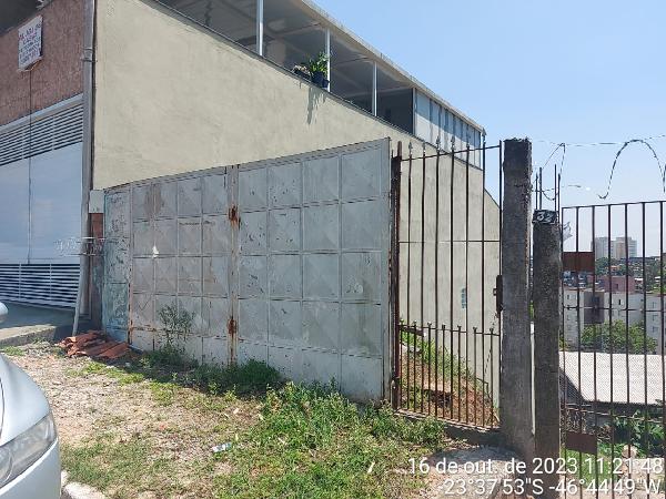 Vende-se em Sao Paulo-SP  Terreno, 260.00 de área do terreno.