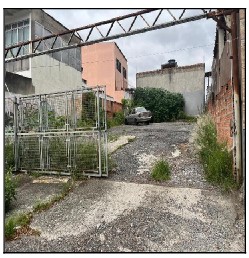 Vende-se em Sao Bernardo Do Campo-SP  Terreno, 275.00 de área do terreno.