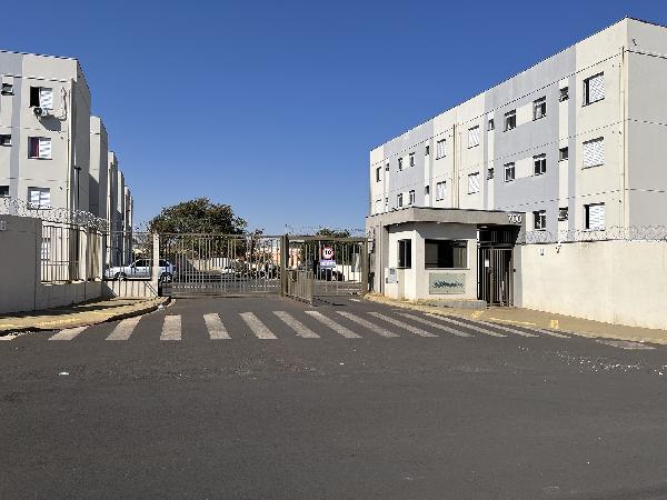 Vende-se em Ribeirao Preto-SP  apto, 85.48 de área total, 39.21 de área privativa,  2_qto(s), WC, 1_sala(s), cozinha, 1_vaga(s) de garagem.