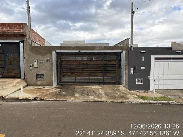 Vende-se em Piracicaba-SP  Casa, 45.61 de área total, 45.61 de área privativa, 175.00 de área do terreno,  2_qto(s), WC, 1_sala(s), cozinha.