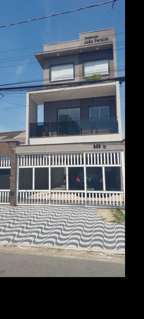 Vende-se em Praia Grande-SP  Casa, 46.70 de área total, 40.02 de área privativa, 46.70 de área do terreno,  2_qto(s), WC, 1_sala(s), cozinha, 1_vaga(s) de garagem.