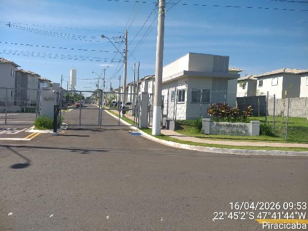 Vende-se em Piracicaba-SP  apto, 123.41 de área total, 45.37 de área privativa,  2_qto(s), a.serv, WC, 1_sala(s), cozinha, 1_vaga(s) de garagem.