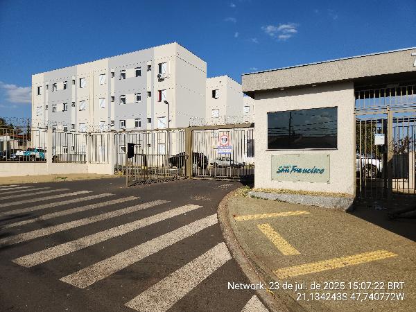 Vende-se em Ribeirao Preto-SP  apto, 85.47 de área total, 39.21 de área privativa,  2_qto(s), WC, 1_sala(s), cozinha, 1_vaga(s) de garagem.