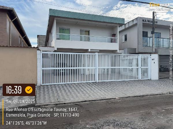 Vende-se em Praia Grande-SP  Casa, 50.82 de área total, 44.14 de área privativa, 50.81 de área do terreno,  1_qto(s), WC, 1_sala(s), cozinha, 1_vaga(s) de garagem.