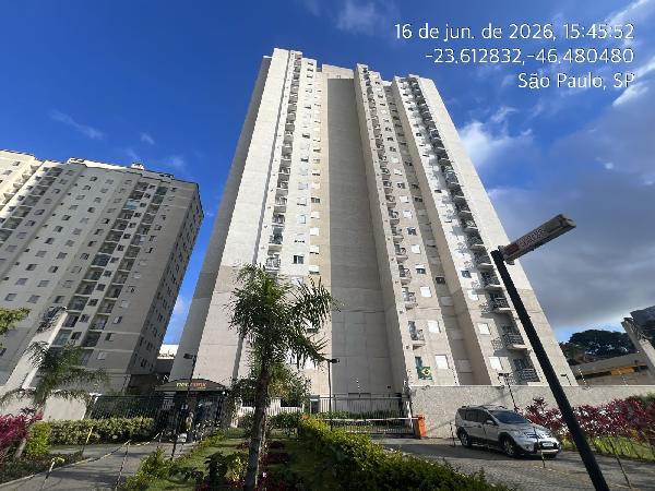 Vende-se em Sao Paulo-SP  apto, 46.95 de área total, 34.34 de área privativa,  2_qto(s), WC, 1_sala(s), cozinha.
