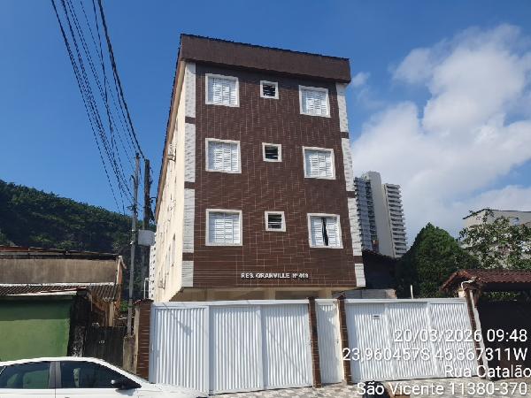 Vende-se em Sao Vicente-SP  apto, 57.02 de área total, 42.96 de área privativa,  2_qto(s), a.serv, WC, 1_sala(s), cozinha.