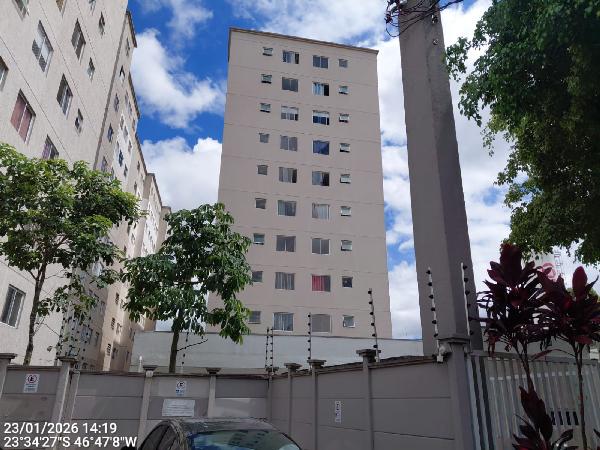 Vende-se em Sao Paulo-SP  apto, 61.68 de área total, 41.56 de área privativa,  2_qto(s), WC, 1_sala(s), cozinha.