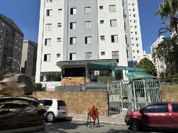 Vende-se em Sao Paulo-SP  apto, 64.40 de área total, 52.15 de área privativa,  2_qto(s), a.serv, WC, 1_sala(s), cozinha, 1_vaga(s) de garagem.