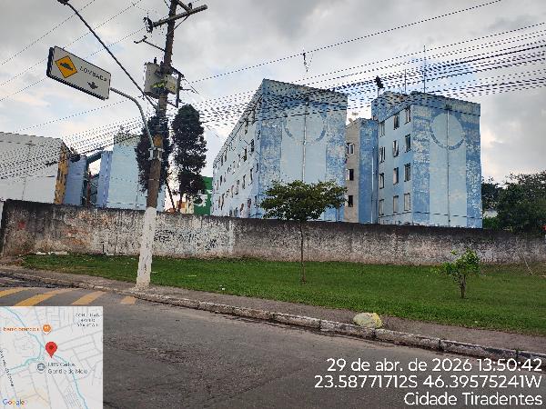 Vende-se em Sao Paulo-SP  apto, 47.00 de área total, 44.20 de área privativa,  2_qto(s), a.serv, WC, 1_sala(s), cozinha.