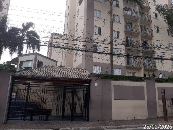 Vende-se em Sao Paulo-SP  apto, 121.45 de área total, 68.59 de área privativa,  3_qto(s), a.serv, WC, 1_sala(s), cozinha, 1_vaga(s) de garagem.