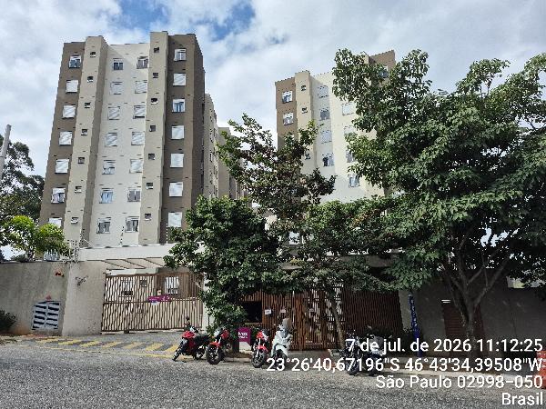 Vende-se em Sao Paulo-SP  apto, 65.76 de área total, 40.53 de área privativa,  2_qto(s), WC, 1_sala(s), cozinha.