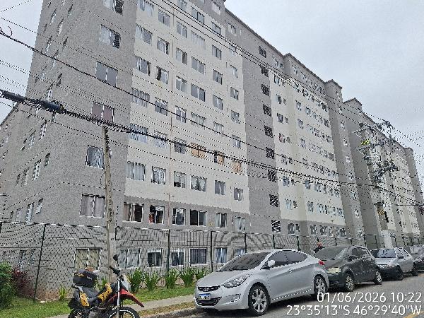 Vende-se em Sao Paulo-SP  apto, 67.86 de área total, 41.56 de área privativa,  2_qto(s), a.serv, WC, 1_sala(s), cozinha.
