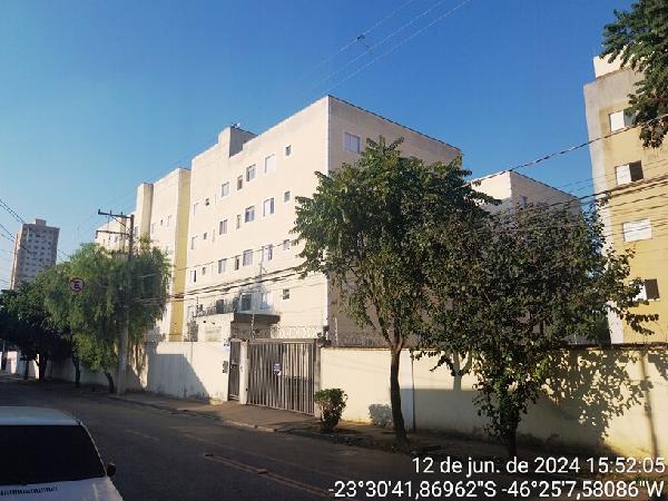 Vende-se em Sao Paulo-SP  apto, 49.90 de área privativa,  2_qto(s), WC, 1_sala(s), cozinha.