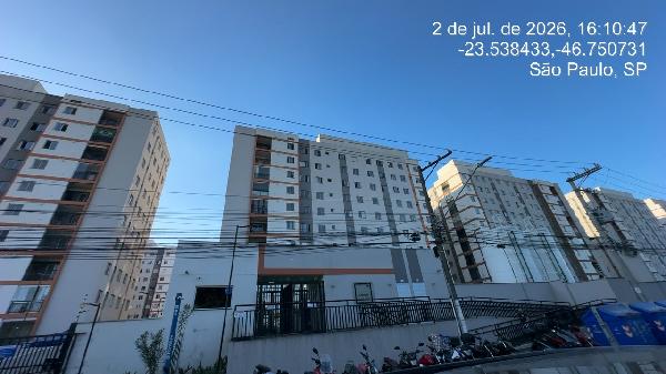 Vende-se em Sao Paulo-SP  apto, 51.64 de área total, 34.52 de área privativa,  2_qto(s), WC, 1_sala(s), cozinha.