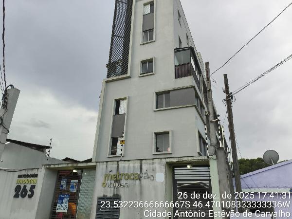 Vende-se em Sao Paulo-SP  apto, 34.07 de área total, 25.82 de área privativa, 0.00 de área do terreno.