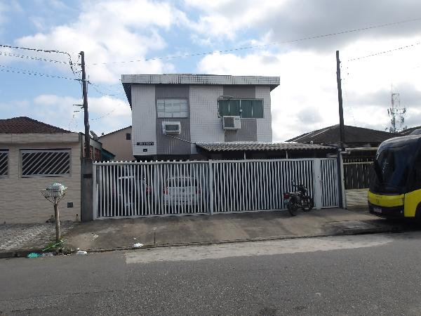 Vende-se em Sao Vicente-SP  Casa, 53.68 de área total, 47.58 de área privativa, 39.82 de área do terreno,  2_qto(s), a.serv, WC, 1_sala(s), cozinha.
