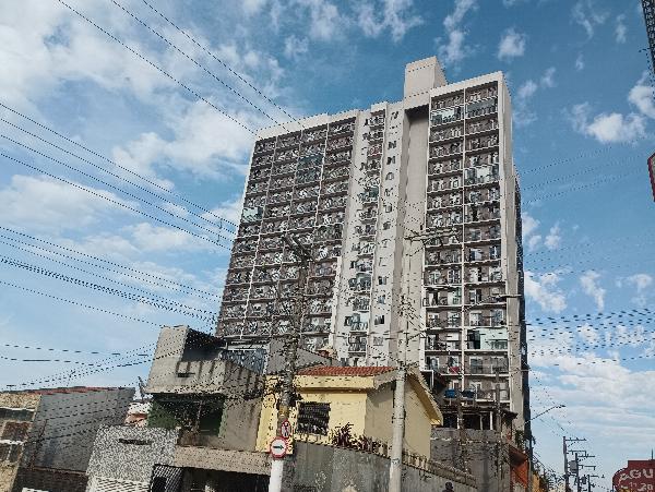 Vende-se em Sao Paulo-SP  apto, 40.67 de área total, 30.80 de área privativa,  2_qto(s), WC, cozinha.
