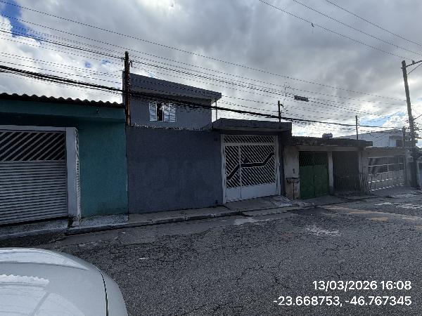 Vende-se em Sao Paulo-SP  Casa, 118.00 de área total, 118.00 de área privativa, 154.00 de área do terreno.