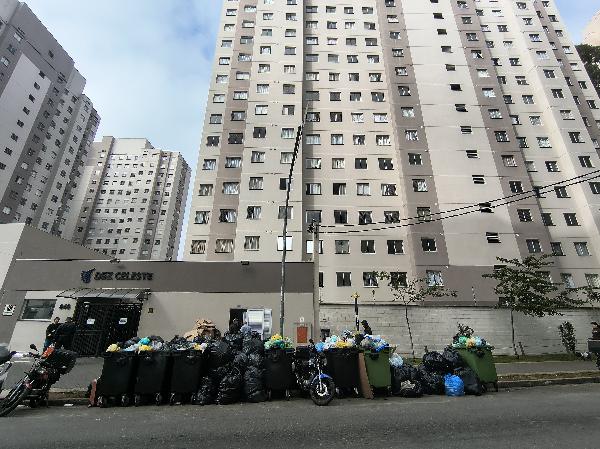 Vende-se em Sao Paulo-SP  apto, 54.45 de área total, 34.65 de área privativa, 0.00 de área do terreno.