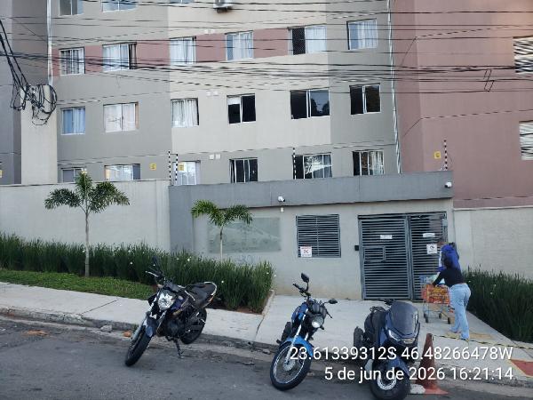 Vende-se em Sao Paulo-SP  apto, 47.51 de área total, 35.18 de área privativa,  2_qto(s), a.serv, WC, 1_sala(s), cozinha.