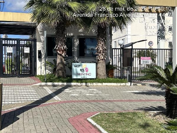 Vende-se em Taubate-SP  apto, 95.57 de área total, 41.85 de área privativa,  2_qto(s), a.serv, WC, 1_sala(s), cozinha, 1_vaga(s) de garagem.