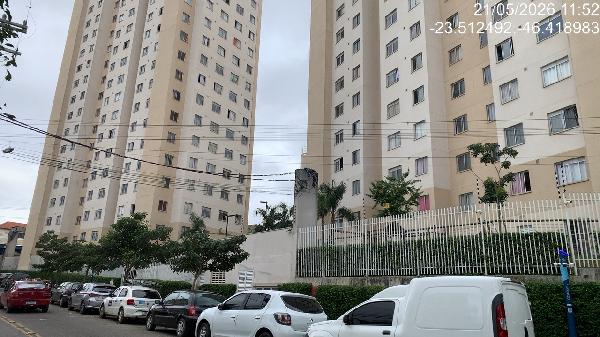 Vende-se em Sao Paulo-SP  apto, 45.74 de área total, 32.22 de área privativa,  2_qto(s), WC, 1_sala(s), cozinha.