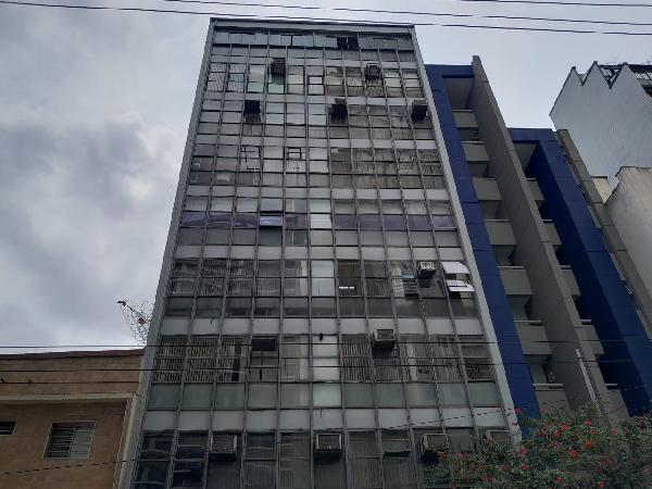 Vende-se em Sao Paulo-SP  Sala, 128.29 de área total, 100.24 de área privativa, WC, 1_sala(s).