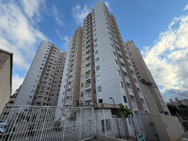 Vende-se em Sao Paulo-SP  apto, 77.39 de área total, 37.18 de área privativa,  2_qto(s), a.serv, WC, 1_sala(s), cozinha, 1_vaga(s) de garagem.