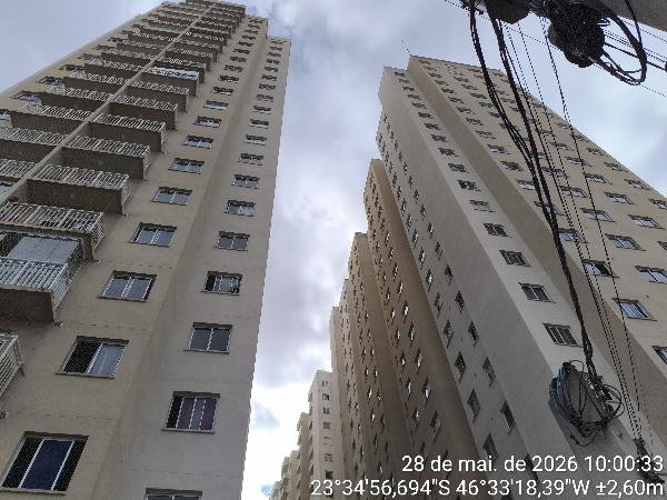 Vende-se em Sao Paulo-SP  apto, 43.74 de área total, 35.27 de área privativa,  2_qto(s), a.serv, WC, cozinha.