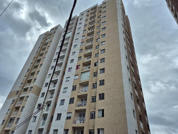 Vende-se em Sao Paulo-SP  apto, 62.82 de área total, 37.19 de área privativa,  2_qto(s), a.serv, WC, 1_sala(s), cozinha.