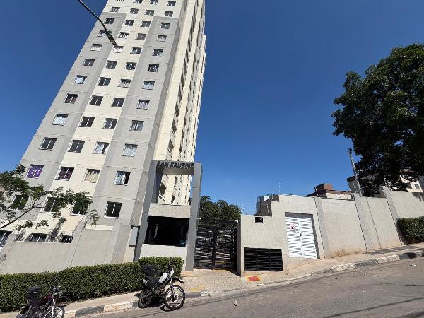 Vende-se em Sao Paulo-SP  apto, 36.60 de área total, 33.78 de área privativa,  2_qto(s), a.serv, WC, 1_sala(s), cozinha.