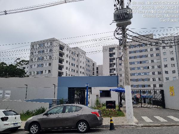 Vende-se em Sao Paulo-SP  apto, 57.92 de área total, 34.57 de área privativa,  1_qto(s), a.serv, WC, 1_sala(s), cozinha, 1_vaga(s) de garagem.