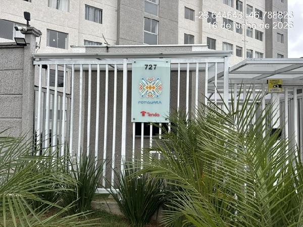 Vende-se em Sao Paulo-SP  apto, 79.88 de área total, 43.33 de área privativa,  2_qto(s), a.serv, WC, 1_sala(s), cozinha.
