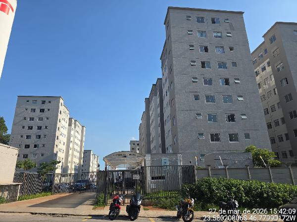Vende-se em Sao Paulo-SP  apto, 48.34 de área total, 40.20 de área privativa,  2_qto(s), WC, 1_sala(s), cozinha.