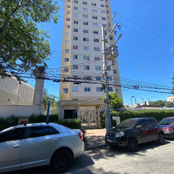 Vende-se em Sao Paulo-SP  apto, 41.47 de área total, 32.75 de área privativa,  2_qto(s), WC, 1_sala(s), cozinha.