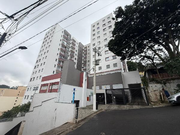 Vende-se em Sao Paulo-SP  apto, 83.80 de área total, 40.92 de área privativa,  1_qto(s), a.serv, WC, 1_sala(s), 1_vaga(s) de garagem.